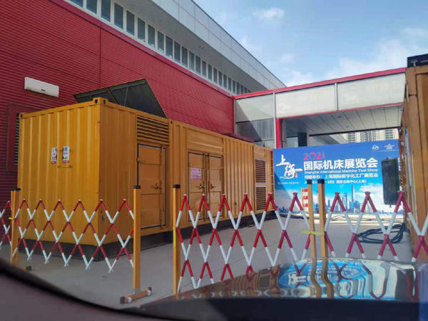 迎泽出租发电机-柴油发电机和汽油发电机哪个更好一些？